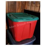 HOMZ 18 gallon holiday storage tote
