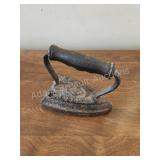Antique cast iron 5.5-in iron