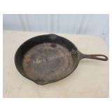 Vintage Wagner Ware 10 inch cast iron skillet
