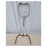 Antique vintage metal grabbers