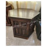 Vintage hexagon end table, 22.75x22.75x 21.5