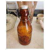 Antique vintage Thatcher Antique vintage Thatcher