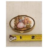Vintage antique brass trinket box Vintage antique brass trinket box