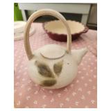 Custom-made Pottery teapot Custom-made Pottery teapot