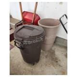2 plastic trash cans 2 plastic trash cans