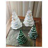 4 vintage Fenton glass decorative Christmas trees 4 vintage Fenton glass decorative Christmas trees