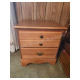 Carolina 2-drawer nightstand, 21x16x23 Carolina 2-drawer nightstand, 21x16x23