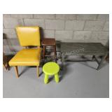 4 pieces assorted furniture 4 pieces assorted furniture