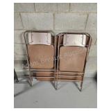 Vintage Samsonite card table and 2 chairs Vintage Samsonite card table and 2 chairs