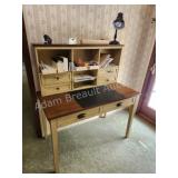 Modern 2-piece office desk with contents, must Modern 2-piece office desk with contents, must