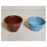 2 vintage T.S.T. Genuine oven serveware USA