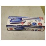 Tobi Quick fabric steamer