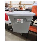 Sterilite 18 gallon storage coat Sterilite 18 gallon storage coat