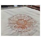 Vintage pink depression glass 8-in scalloped dish Vintage pink depression glass 8-in scalloped dish