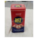Vintage Ritz crackers storage tin Vintage Ritz crackers storage tin