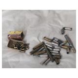 Assorted vintage ammo rounds and brass, various Assorted vintage ammo rounds and brass, various
