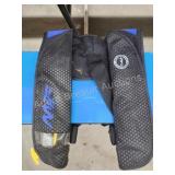 Mustang Survival MIT 100 life preserver Mustang Survival MIT 100 life preserver