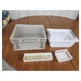 Assorted plastic storage trays/bins Assorted plastic storage trays/bins
