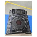 Pioneer CDJ-2000 Professional DJ Multi Player 3 Pioneer CDJ-2000 Professional DJ Multi Player 3