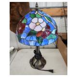 Vintage decorative 20-in stained glass table lamp Vintage decorative 20-in stained glass table lamp