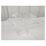 Vintage decorative footed clam shape clear glass Vintage decorative footed clam shape clear glass