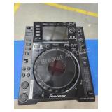 Pioneer CDJ-2000 Professional DJ Multi Player 1 Pioneer CDJ-2000 Professional DJ Multi Player 1