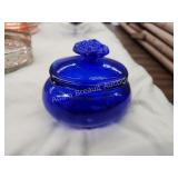 Vintage cobalt blue glass 4.25-in oval covered Vintage cobalt blue glass 4.25-in oval covered