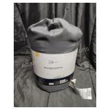 New Mainstays reversible full/queen comforter,
