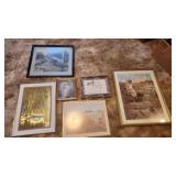 6 miscellaneous wall hangings