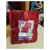 New Better Homes and Gardens velvet plush