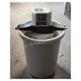 Vintage Richmond Cedar Works Model 83 6 qt