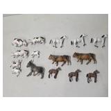 Miscellaneous vintage plastic animal figurines,