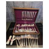 Vintage Wm Rogers silver plated silverware with
