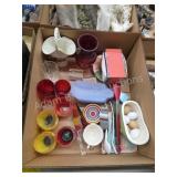 Box lot miscellaneous dishwares