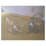 PAIR OF CLEAR GLASS BUD VASES OR BOWL