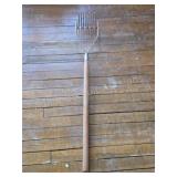 Vintage Stanley Handyman Hand Saw 26 Inch Wood