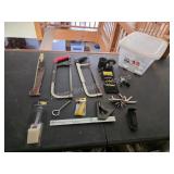 Bella 14 Qt Clearview Storage Tote w/ Nails.