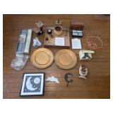 Large Lot of Assorted Home Decor. Extensive