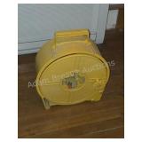 YELLOW HEAVY DUTY EXTENSION CORD REEL WITH