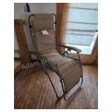 LIGHT BROWN ZERO GRAVITY CHAIR
