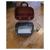 MASTER COOK PORTABLE GAS GRILL WITH TOOLS