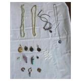VINTAGE AND BOHO JEWELRY LOT WITH BEADED