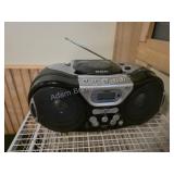 RCA Portable CD Boombox Radio RCD147. Vintage RCA