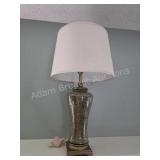 Modern decorative table lamp