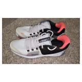 Under Armor men's golf shoes size 11