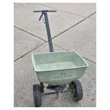 Lawn spreader