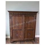 Antique Ornate Oak Armoire Wardrobe w/ Carved
