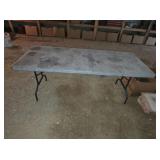 PLASTIC 6 FT FOLDING TABLE