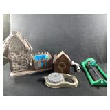 Birdhouse planter, sprinklers