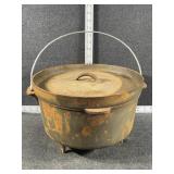 Cast Iron Pot with Lid